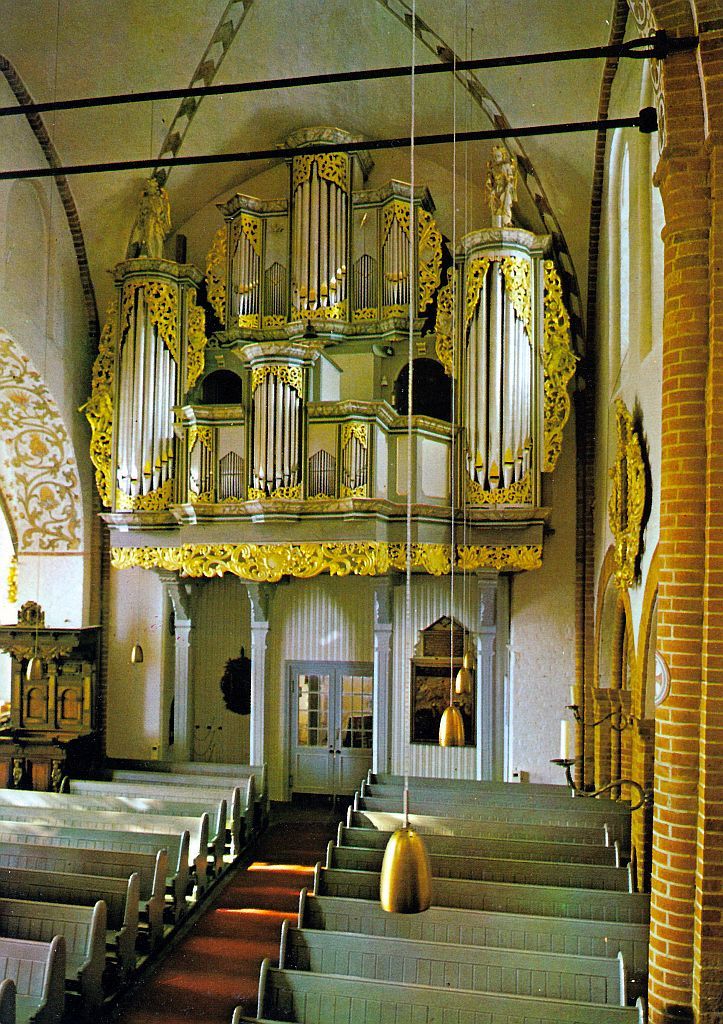Source: Postcard. Source: Postcard.